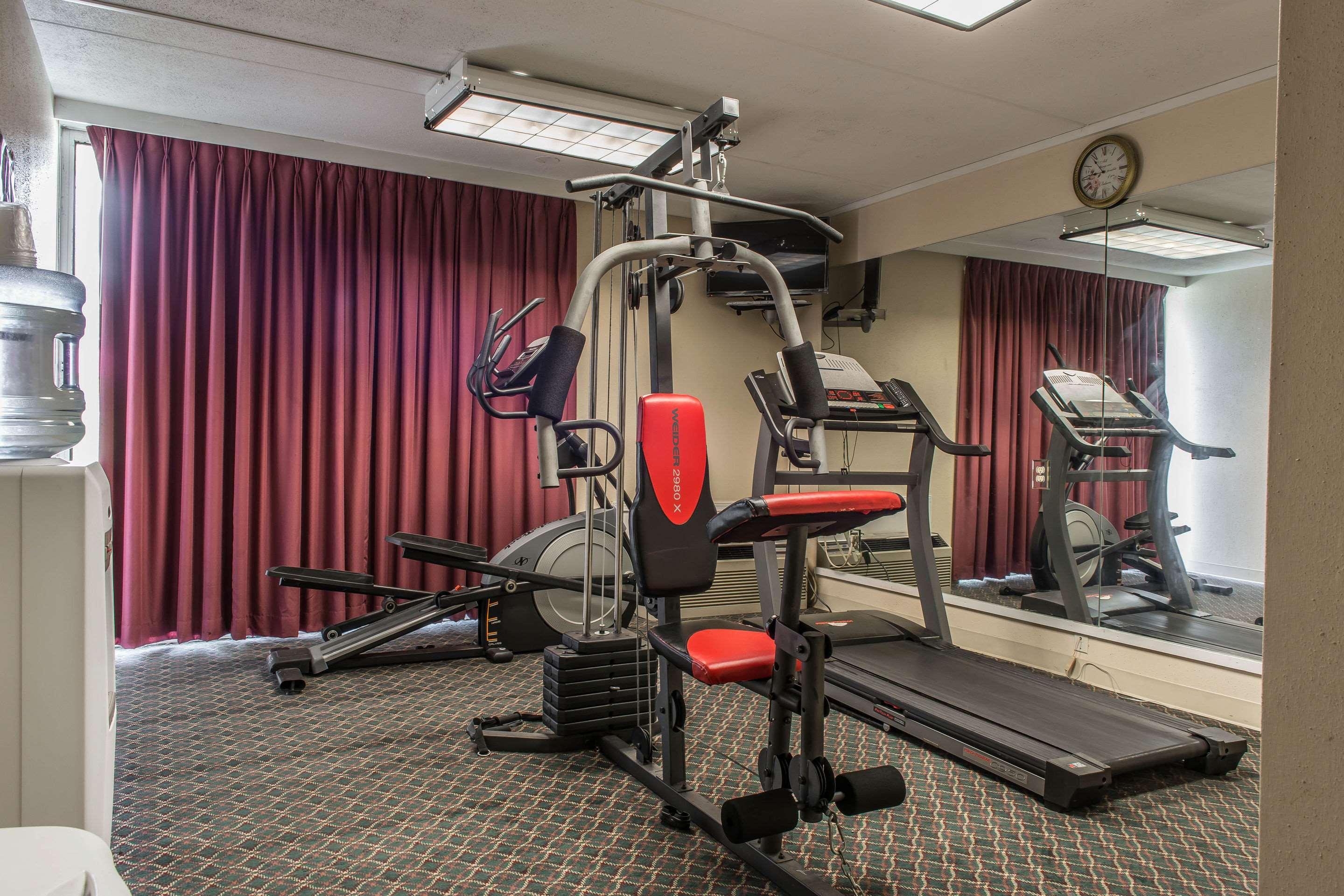 Rodeway Inn Brookville Экстерьер фото